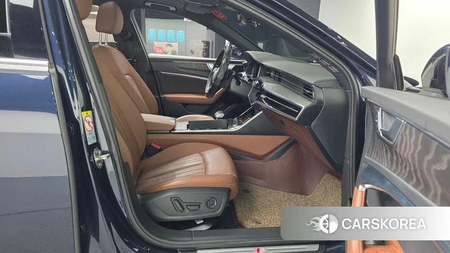 Audi A6 (C8) 2021 Синий из Кореи, фото 2