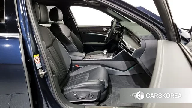 Audi A6 (C8) 2022 Синий из Кореи, фото 2