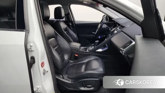 Jaguar E-PACE 2019 Белый из Кореи, фото 2