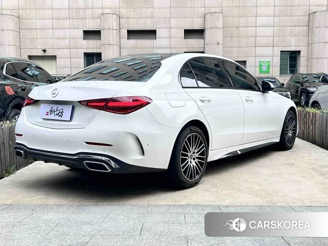 Mercedes-Benz Class C 2024 Белый из Китая, фото 2