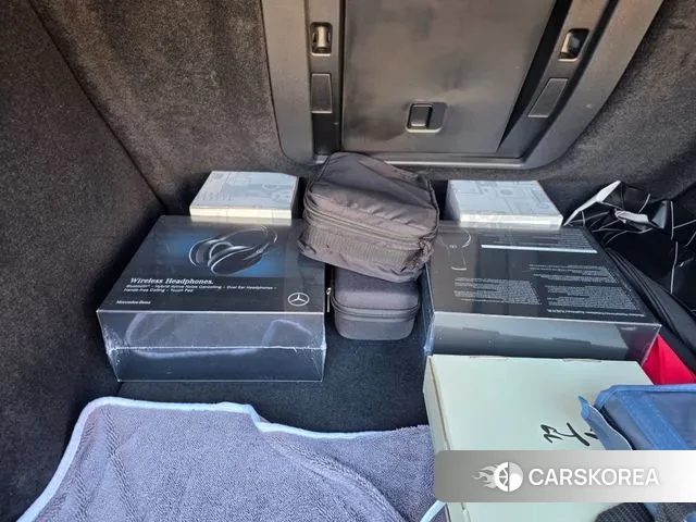 Mercedes-Benz S-Class W223 2024 Белый двухцветный из Кореи, фото 2