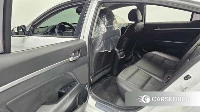 Hyundai The New Avante AD 2019 Белый из Кореи, фото 2