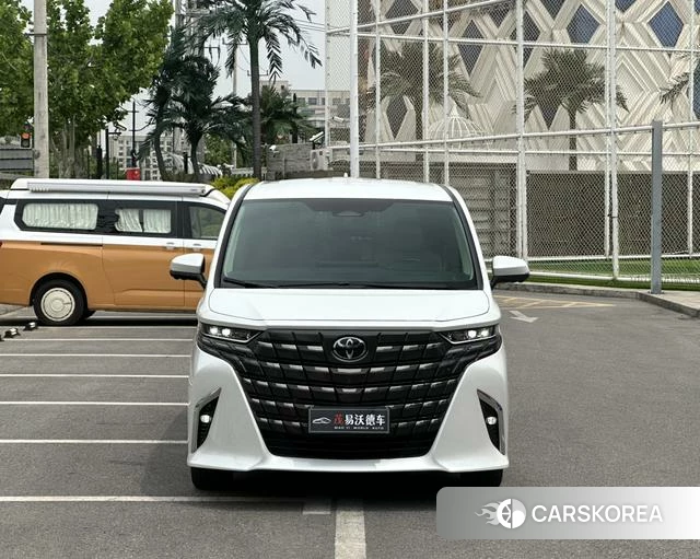 Toyota Elfa 2023 Белый из Китая, фото 2
