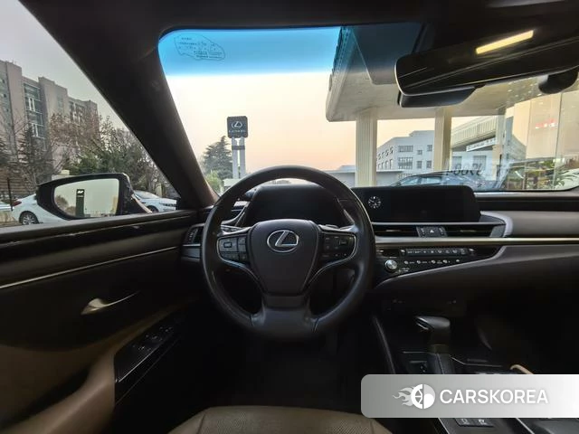 Lexus ES 2021 Черный из Китая, фото 2
