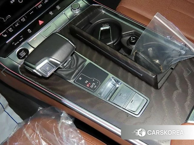 Audi A6 (C8) 2022 Черный из Кореи, фото 2