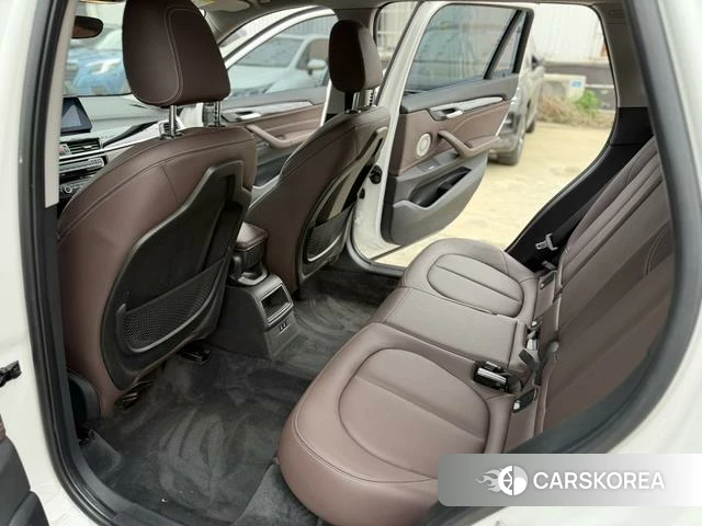 BMW X1 2022 Белый из Китая, фото 2