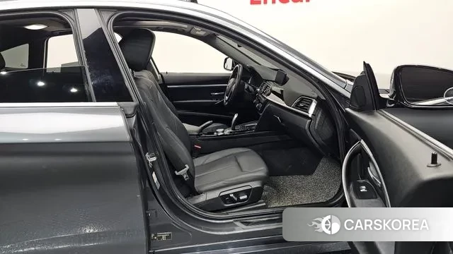 BMW 3 Series GT (F34) 2019 Серый из Кореи, фото 2