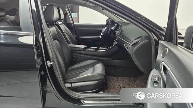 Hyundai Sonata (DN8) 2019 Черный из Кореи, фото 2
