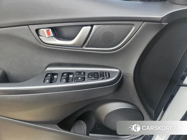 Hyundai Kona 2018 Белый из Кореи, фото 2