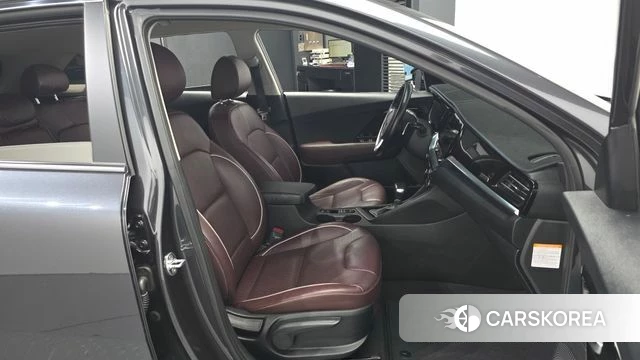 Kia The New Niro 2019 Серый из Кореи, фото 2