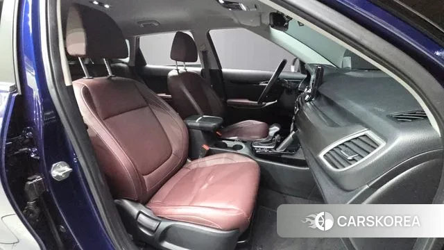 Kia Seltos 2022 Синий из Кореи, фото 2