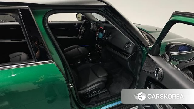 Mini Cooper Countryman 2024 Зеленый из Кореи, фото 2