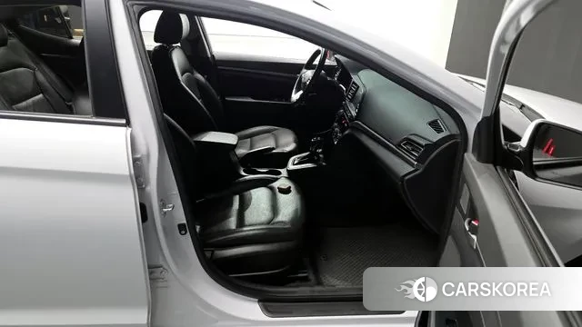 Hyundai The New Avante AD 2019 Белый из Кореи, фото 2