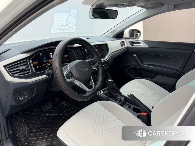 Volkswagen Lavida 2024 Белый из Китая, фото 2