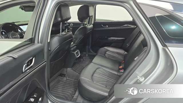 Kia K5 3rd generation 2021 Серебристо-серый из Кореи, фото 2