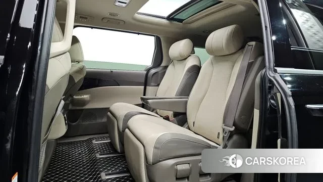 Kia The New Carnival 4th Generation 2024 Черный из Кореи, фото 2