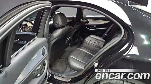 Mercedes-Benz E-Class W213 2020 Черный из Кореи, фото 2