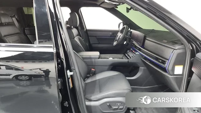 Hyundai Santa Fe (MX5) 2024 Черный из Кореи, фото 2