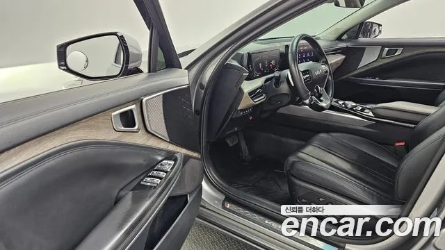 Kia K8 2023 Серебристо-серый из Кореи, фото 2