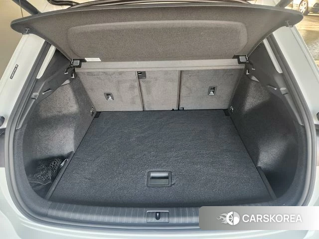 Audi Q3 2023 Белый из Китая, фото 2