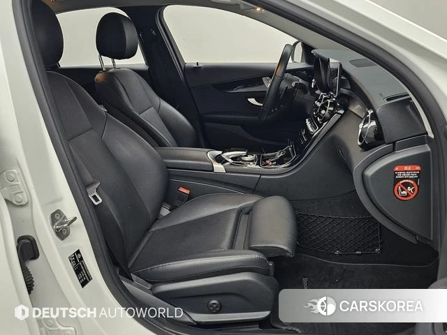 Mercedes-Benz C-Class W205 2020 Белый из Кореи, фото 2