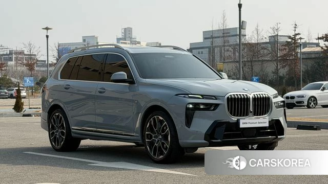 BMW X7 (G07) 2024 Серый из Кореи, фото 2