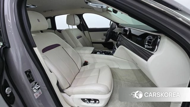 Rolls-Royce Ghost 2nd Generation 2020 Серебристо-серый из Кореи, фото 2