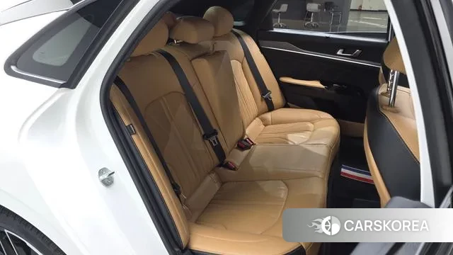 Kia K5 3rd generation 2023 Белый из Кореи, фото 2