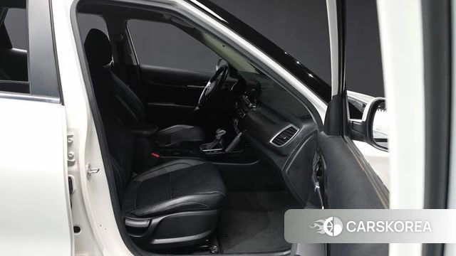 Kia Seltos 2019 Белый из Кореи, фото 2