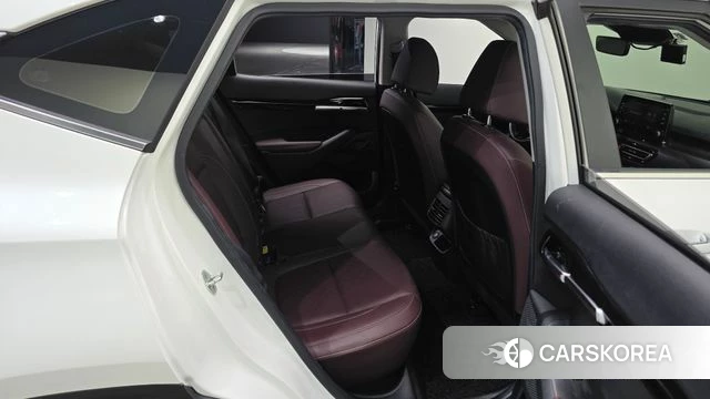 Kia Seltos 2022 Белый из Кореи, фото 2