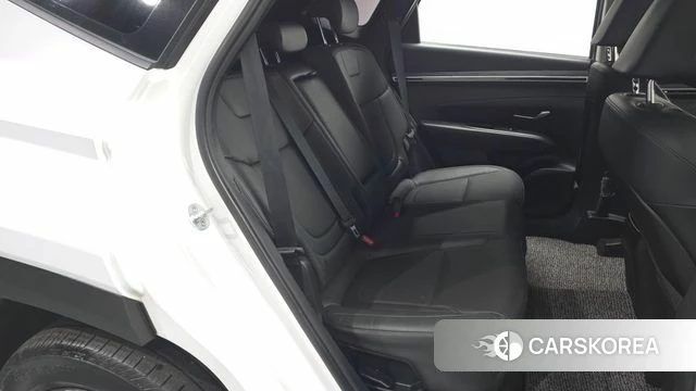 Hyundai Tucson Hybrid (NX4) 2021 Белый из Кореи, фото 2