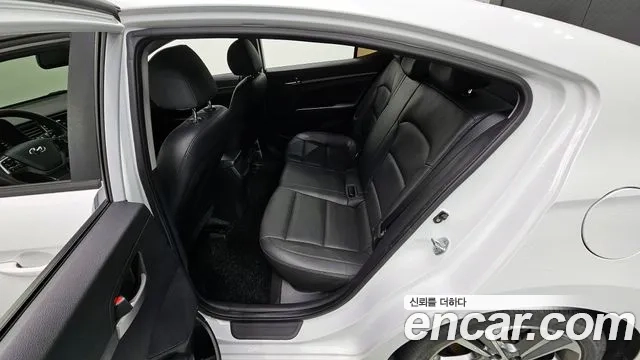 Hyundai Avante AD 2018 Белый из Кореи, фото 2