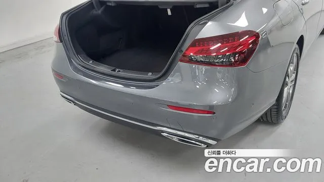 Mercedes-Benz E-Class W213 2022 Серый из Кореи, фото 2