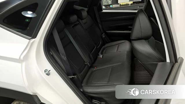Hyundai The New Tucson Hybrid (NX4) 2025 Белый из Кореи, фото 2