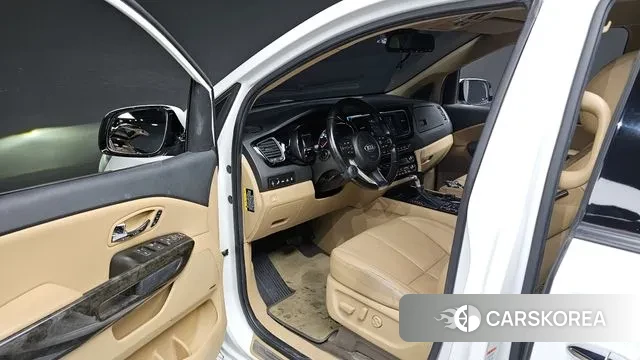 Kia The New Carnival 2020 Белый из Кореи, фото 2