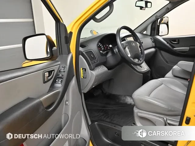 Hyundai The New Grand Starex 2019 Желтый из Кореи, фото 2