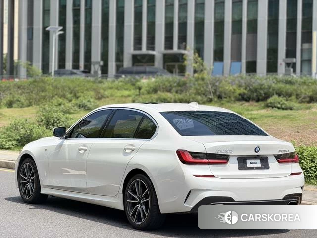 BMW 3 series 2021 Белый из Китая, фото 2