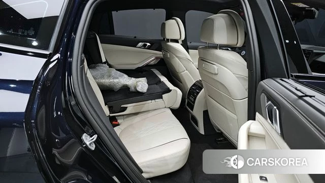 BMW X6 (G06) 2025 Черный из Кореи, фото 2