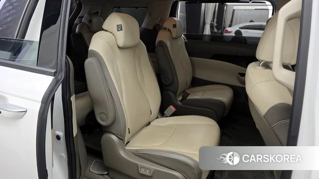 Kia Carnival 4th generation 2022 Белый из Кореи, фото 2