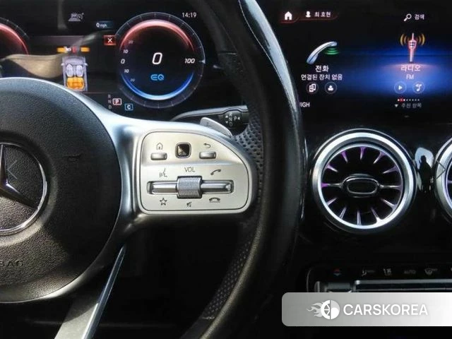 Mercedes-Benz EQB X243 2022 Черный из Кореи, фото 2