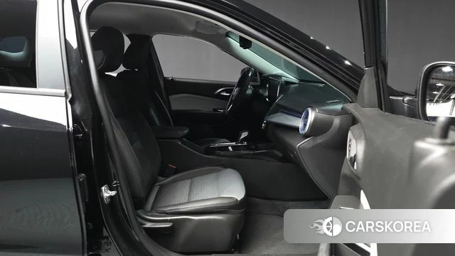 Chevrolet (GM Daewoo) Trax Crossover 2024 Черный из Кореи, фото 2