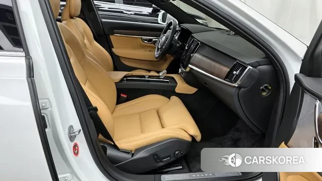 Volvo S90 2022 Белый из Кореи, фото 2