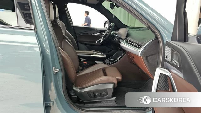 BMW iX1 (U11) 2025 Синий нефрит из Кореи, фото 2