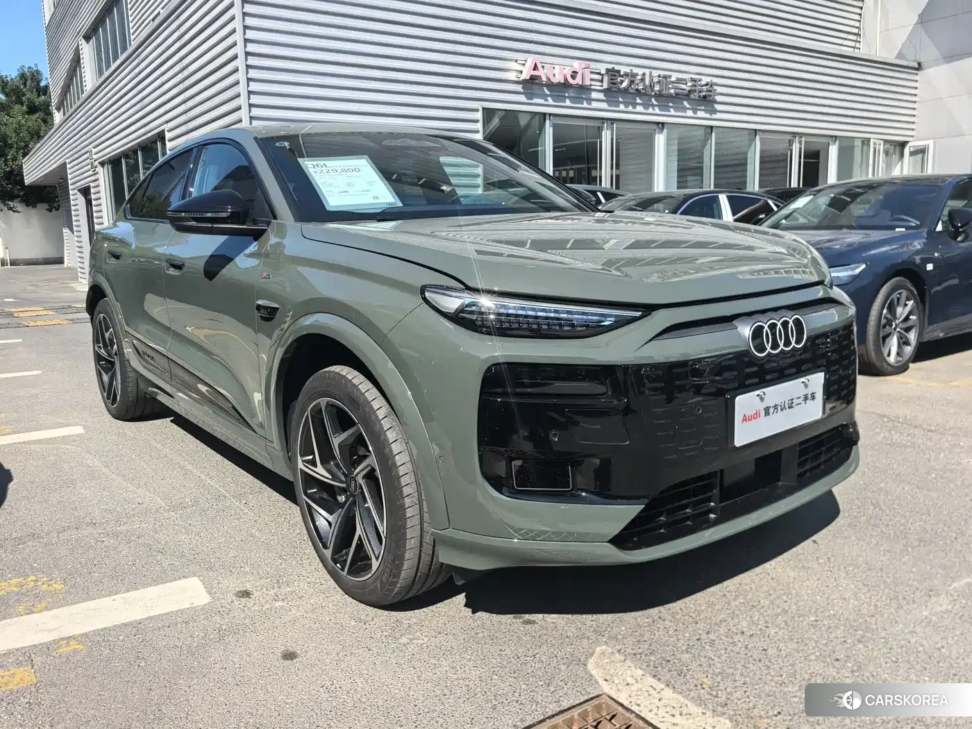Audi Q6L Sportback e-tron 2025 Зеленый из Китая, фото 2