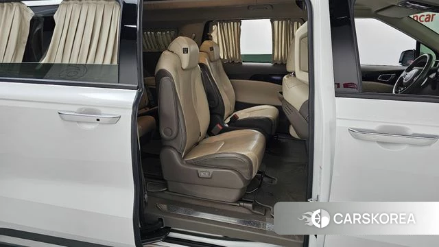 Kia Carnival 4th generation 2022 Белый из Кореи, фото 2