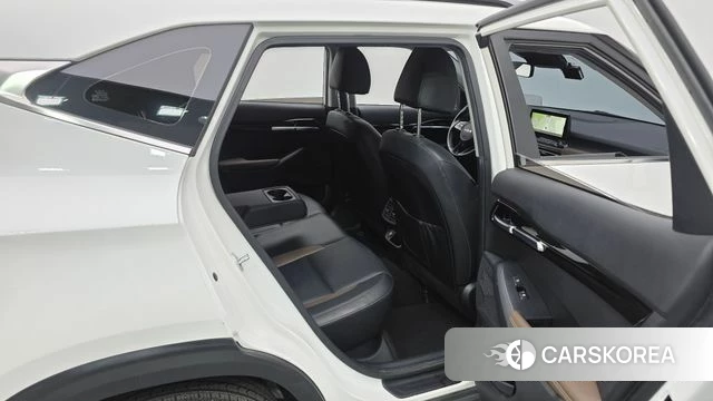 Kia Seltos 2022 Белый из Кореи, фото 2