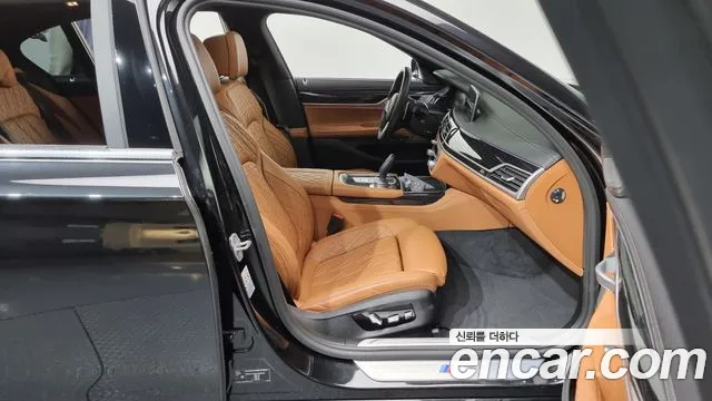 BMW 7 Series (G11) 2020 Черный из Кореи, фото 2