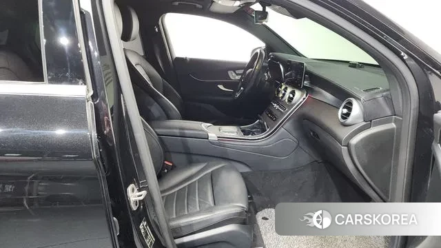 Mercedes-Benz GLC-Class X253 2023 Черный из Кореи, фото 2