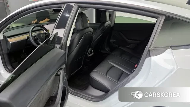 Tesla Model 3 2021 Белый из Кореи, фото 2