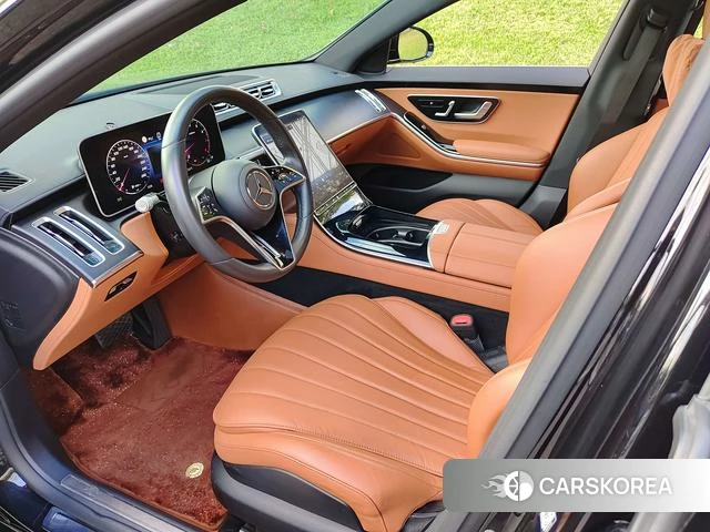 Mercedes-Benz S-class 2024 Черный из Китая, фото 2